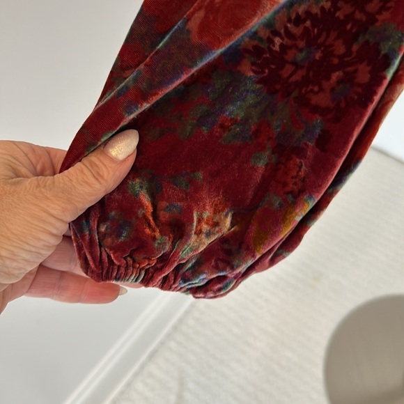 Sundance Velvet Floral Embroidered V Neck Top - Picture 7 of 9